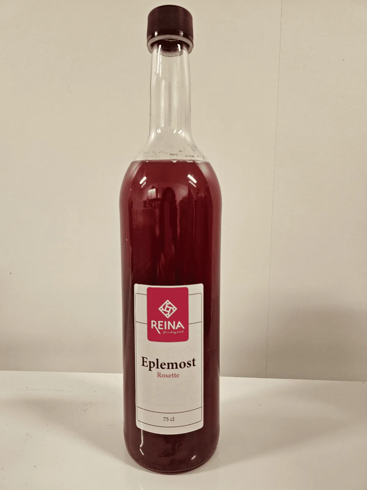 Original etikett — Eplemost Rosette fra Reina Fruktgård