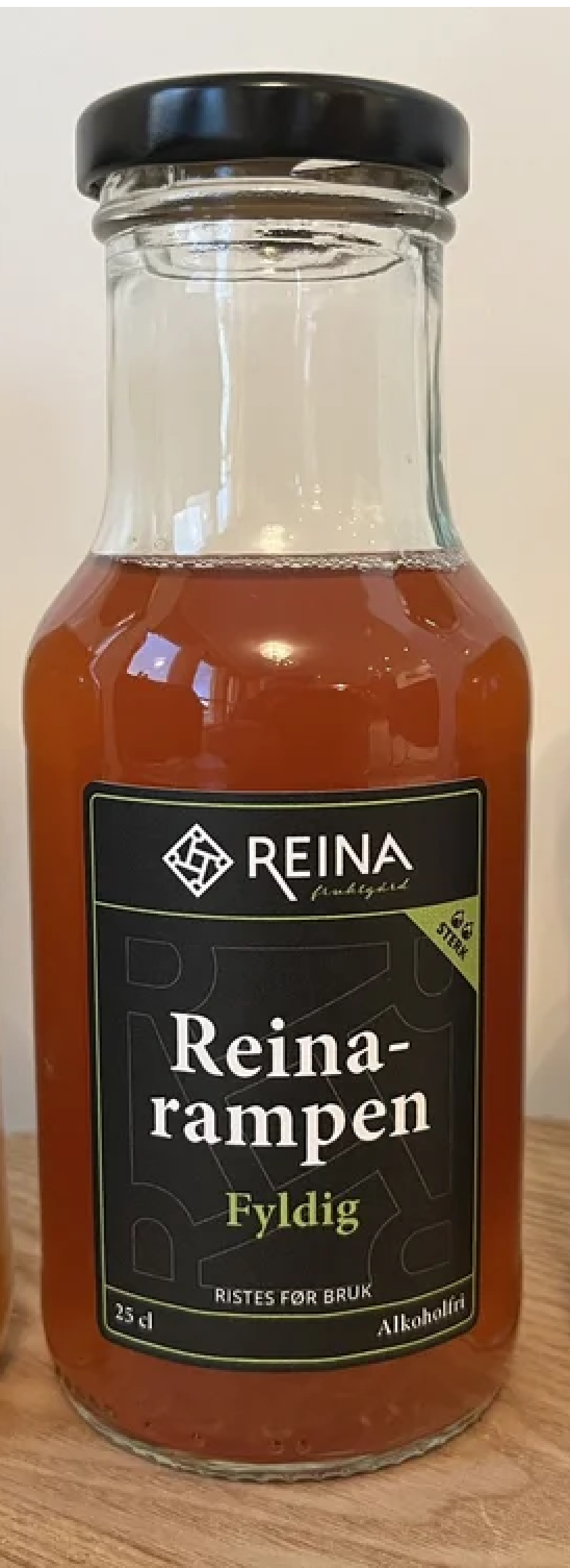 Original etikett — Reinarampen Fyldig fra Reina Fruktgård